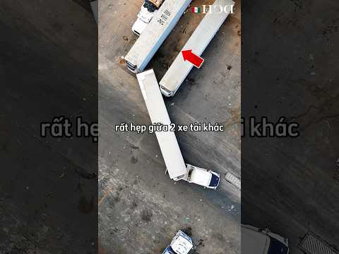 Người tài xế dùng kỹ năng điêu luyện để đỗ xe giữa khe 😳 thumbnail
