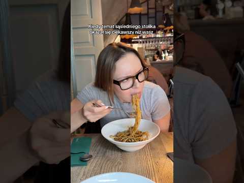 POV: jesteś w restauracji i nagle słyszysz to… #shorts thumbnail