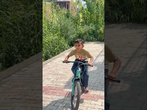 Unzila ko cycle chahiye ??#shorts thumbnail