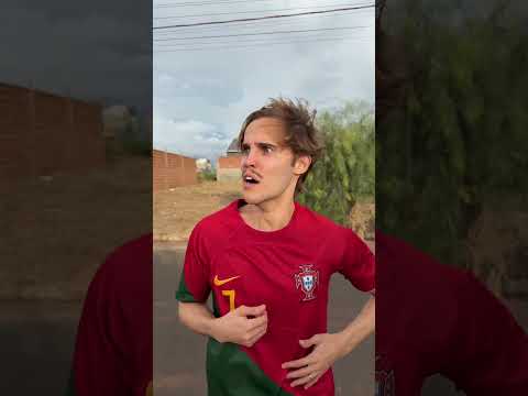 Ele Achou Engraçado😂 #shorts thumbnail