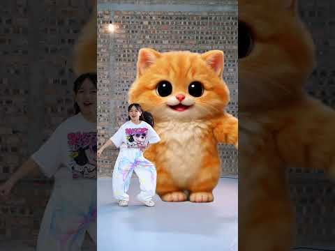 Follow us #dance #lecirque #day #nhay #minhx thumbnail