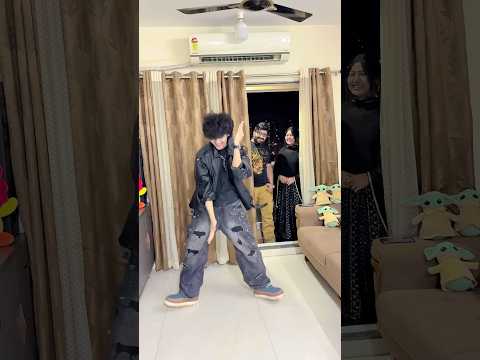 Batao kiska song hai?? #zidaanshahidaly #dance #shorts thumbnail