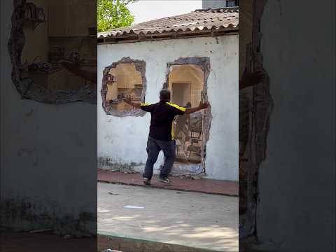 La casa ?/ sin puertas ?  #funny thumbnail