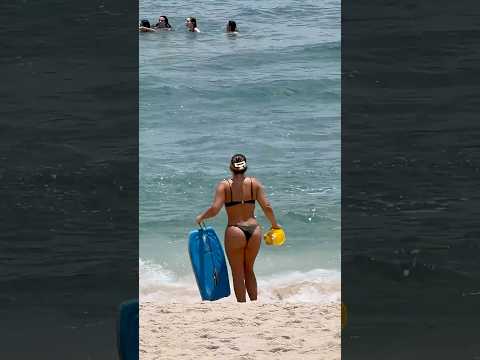 🇧🇷 Tijuca Beach Rio de Janeiro A Wavy Day thumbnail