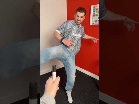 Thomas trapt iemand! 😱 thumbnail