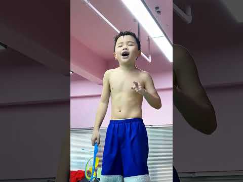 调皮的小路飞😜#海贼王 #funny #路飞 thumbnail