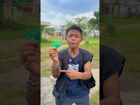 ini permen penggaris, ini Ultraman, ini ikan megalodon thumbnail