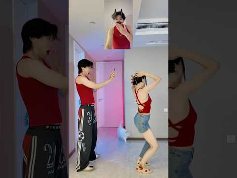 Look at Tarran D’s face at the end🤣#dance #funny #couple #zoey thumbnail