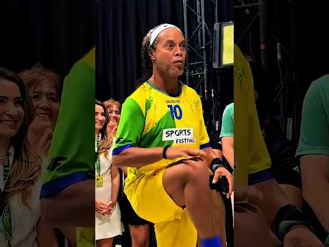 Ronaldinho 45 Years Old Skills 🔥😱 thumbnail