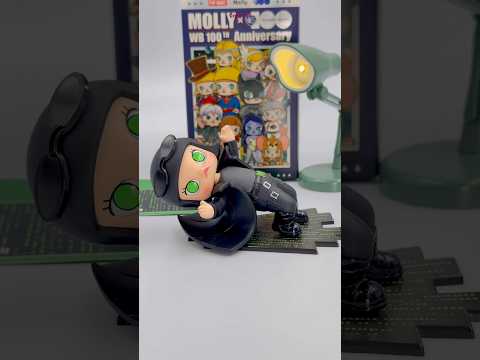 Unboxing POP MART Molly x Warner Bros. 100th Anniversary Series Spoof Green Luxo Lamp #shorts thumbnail