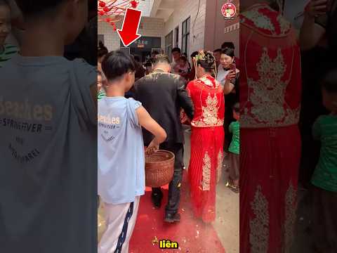 Cô dâu chú rể bị phá trong ngày cưới thumbnail