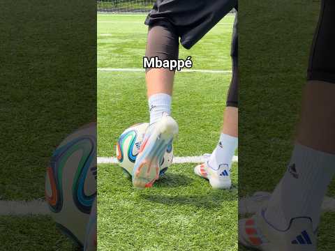 PRO FOOTBALLER FREE KICK TECHNIQUE!! thumbnail