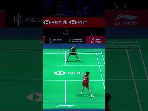 She made it look so easy #shorts #badminton #BWF thumbnail