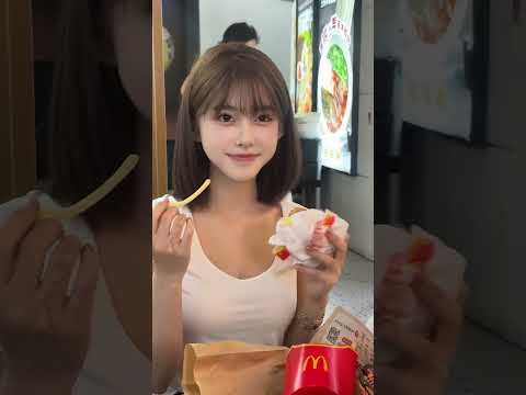 谁和我在一起都会幸福 thumbnail