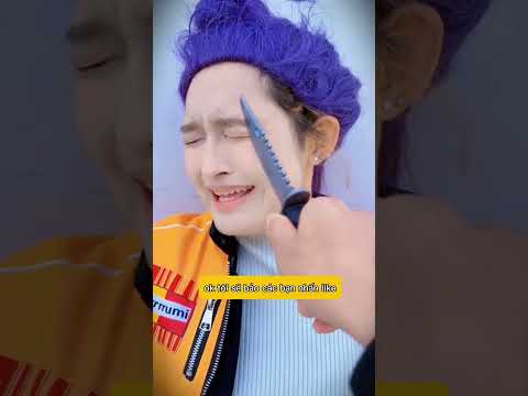 Ành chàng dùng bút chì vẽ lên mặt bạn bè 🤣😳 thumbnail