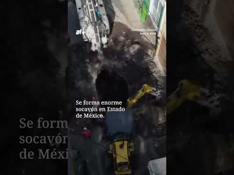 Se forma enorme socavón en Edomex thumbnail