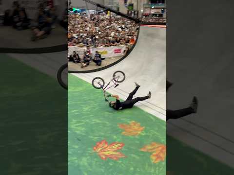Will I ever land this skatepark trick?🤔 thumbnail