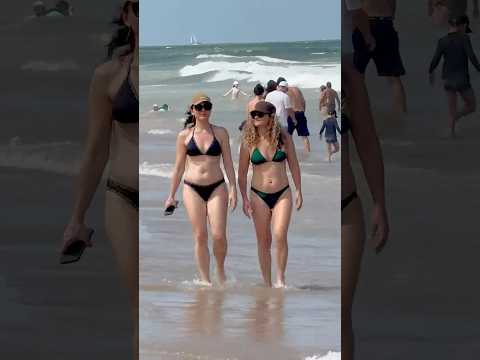 🇧🇷 Balneario Camboriu Beach A Perfect Day thumbnail