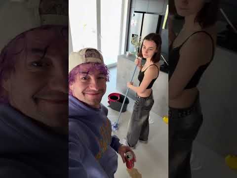 NIE ZADZIERAJ Z DZIEWCZYNĄ... thumbnail