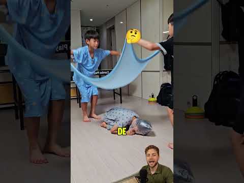 ¡Los niños hicieron un globo de slime! 🎈 thumbnail
