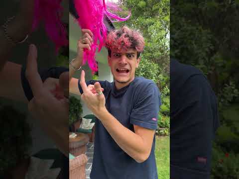 ENCUENTRO el PELO de mi CRUSH por TODA la CASA...! thumbnail