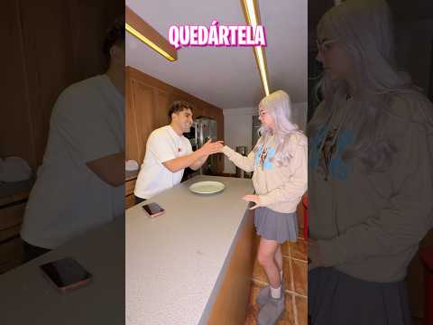 Es la primera vez que me peleo con Fer😭😰😱😪 thumbnail