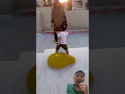 duduk di balon air thumbnail
