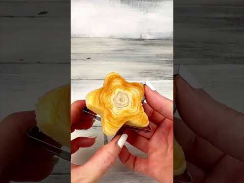 Watch me create a stunning star-shaped croissant! Perfectly flaky.🌟 #Baking #Croissant #FoodArt thumbnail