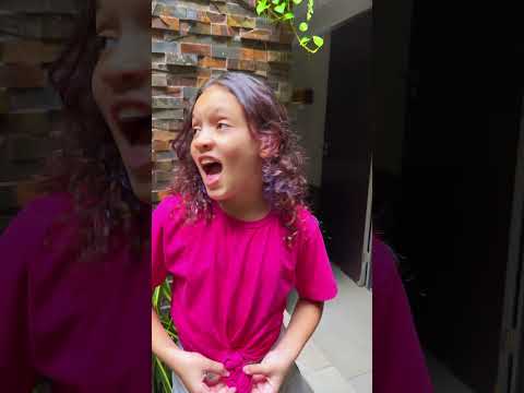 Elloah imitando Júlia #explorar #vlog #arthursouza thumbnail
