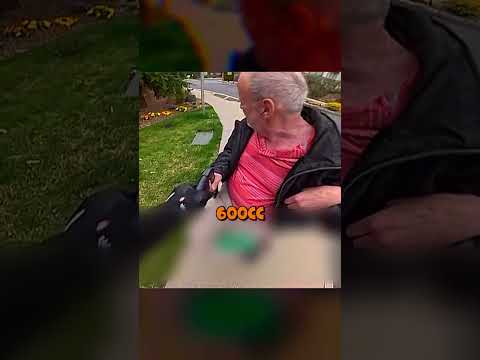 Un motociclista ayudó a un abuelo? #bike #moto #bikelover thumbnail