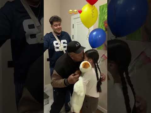 Папы всегда готовы все отдать ради нас ❤️🥺🫂 thumbnail