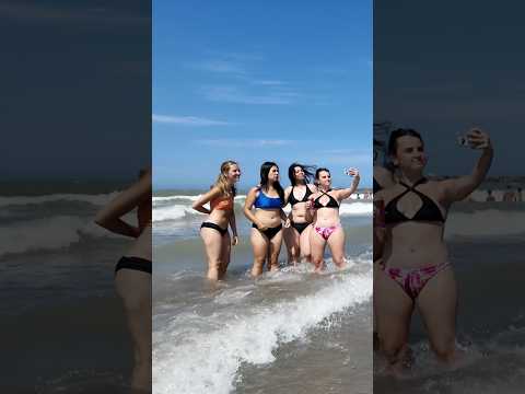 ?? Mar del Plata Beach A Fun Day thumbnail