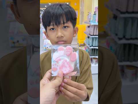 Kakak Rafa Gak Boleh Beli Es Krim Kaki Kucing #shorts thumbnail