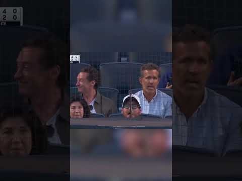 Wolverine and Deadpool were at the Yankees game last night 🤩 thumbnail