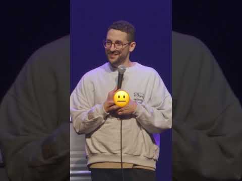 DOBLAJE ? #comedia #humor #monologo #standup #standupcomedy thumbnail