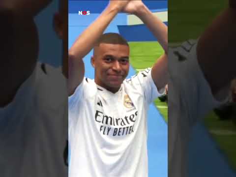 Superster Mbappé uitgejoeld bij eerste wedstrijd na blessure thumbnail