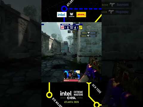 Backstab play — makazze WINS the 1v2 #esl #atlanta #cs #cs2 thumbnail
