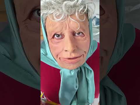 Grandma Saw Everything 🤯 thumbnail