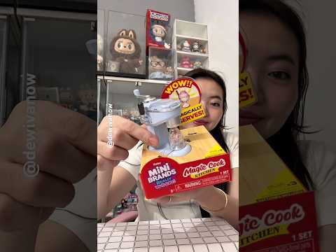 Mesin pembuat eskrim terkecil didunia #dewivanow #barangunik #icecreammaker #sundaeicecream #eskrim thumbnail