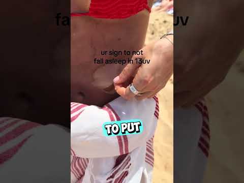 She Forgot to Put on Sunscreen 😳 (@ra.wr22/TT) thumbnail