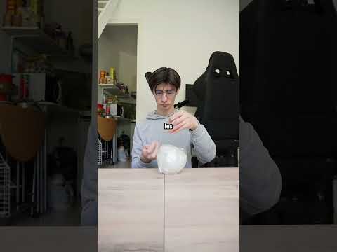 La plus grande boule de Scotch thumbnail