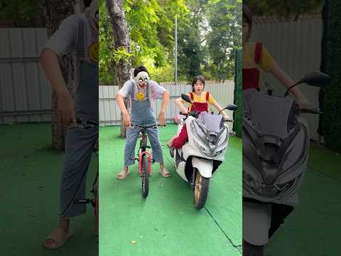 มาแข่งรถกัน #ตลก #โบ๊ะบ๊ะshorts #พี่นาว #shorts thumbnail