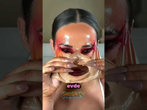 ABARTISIZ MAKYAJ 😱 #shorts  #funny #makeup thumbnail