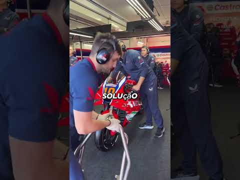 MotoGP proibiu transmissões de dupla embreagem até que a Honda encontrou uma brecha #shorts thumbnail