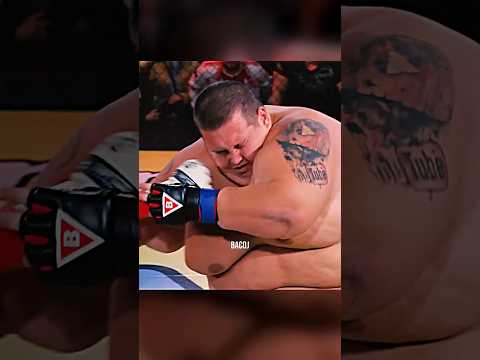 Peleadora Rusa Enfrenta a Youtuber de 300KG ??(absoluto cine) thumbnail