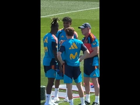 LAMINE YAMAL and NICO WILLIAMS not TRAINING with the SPANISH NATIONAL TEAM | SPAIN | FIFA WORLD CUP thumbnail