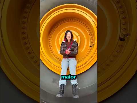 Ela tem o maior caminhão do mundo! thumbnail
