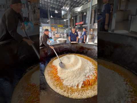 The Biggest Street Food in the World 🇺🇿 Uzbekistan traditional pilaf! Besh Qozon thumbnail