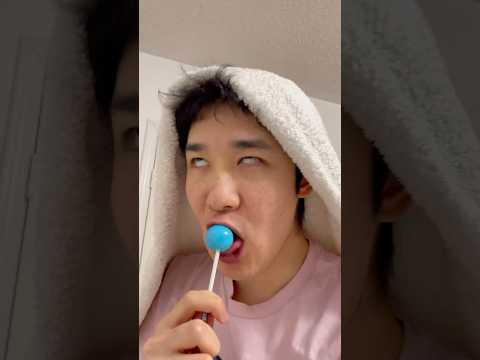 Baby tries a lollipop for the first time thumbnail