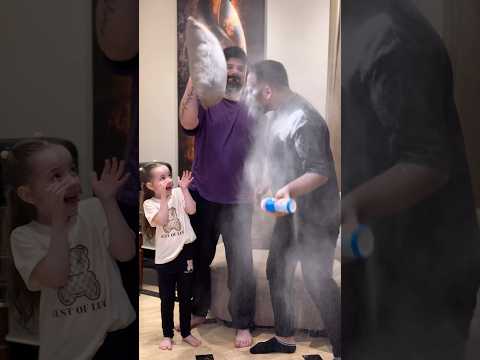 صار يصوي المسكين 😂 thumbnail
